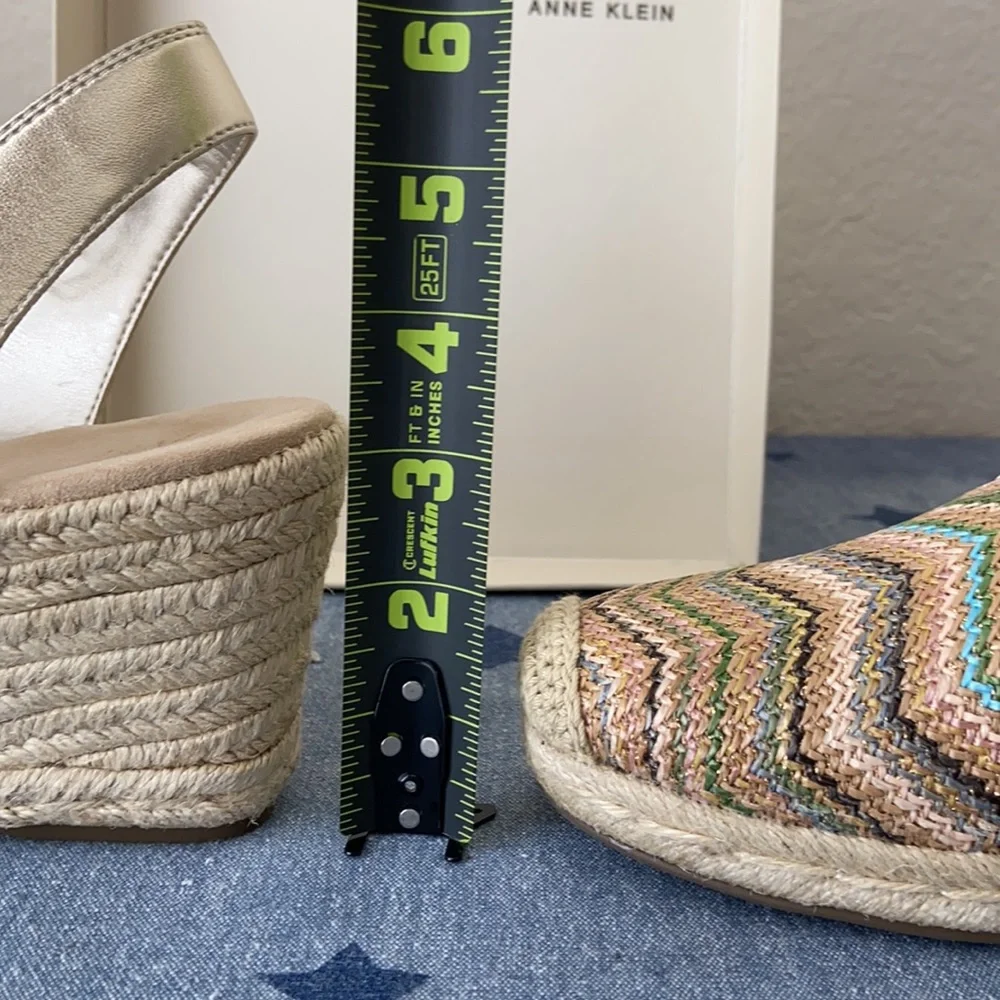 Anne Klein Akabril Tan Multi Espadrille sz 10 EUC